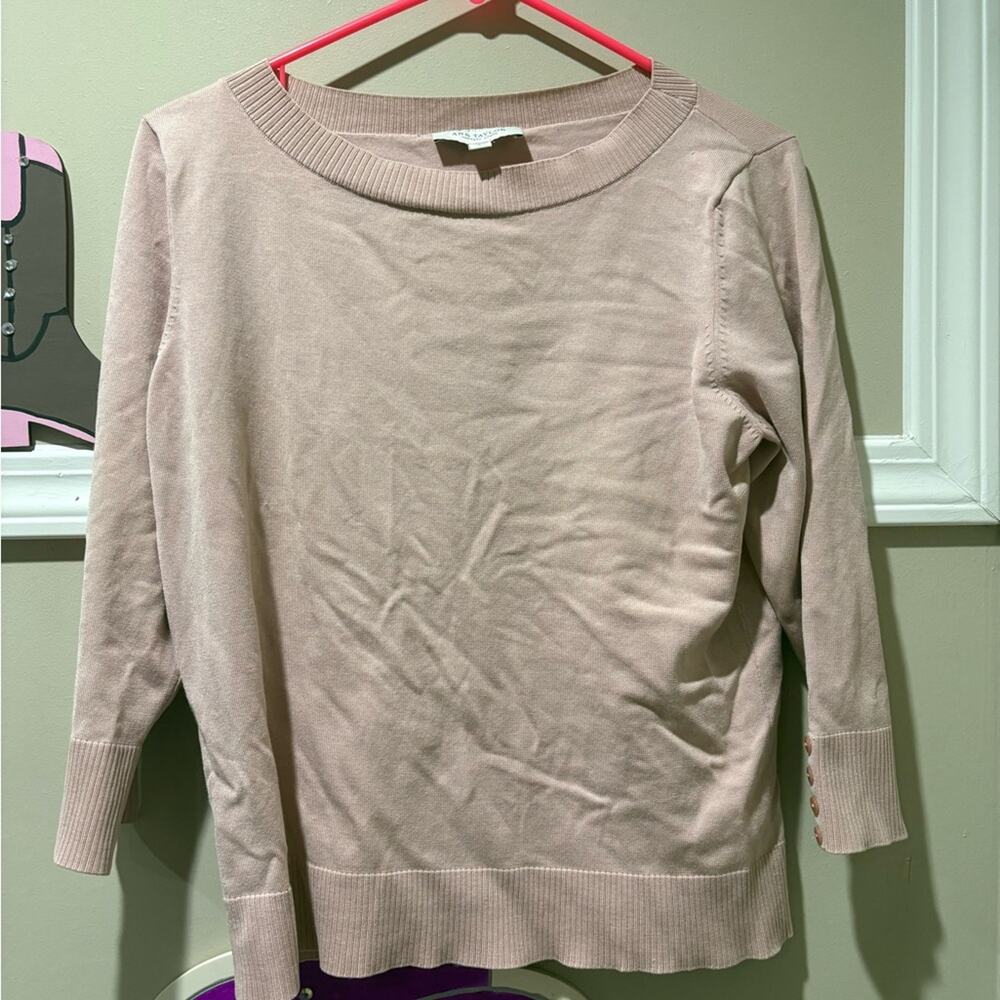 Ann Taylor Blush Crew Neck Sweater‎